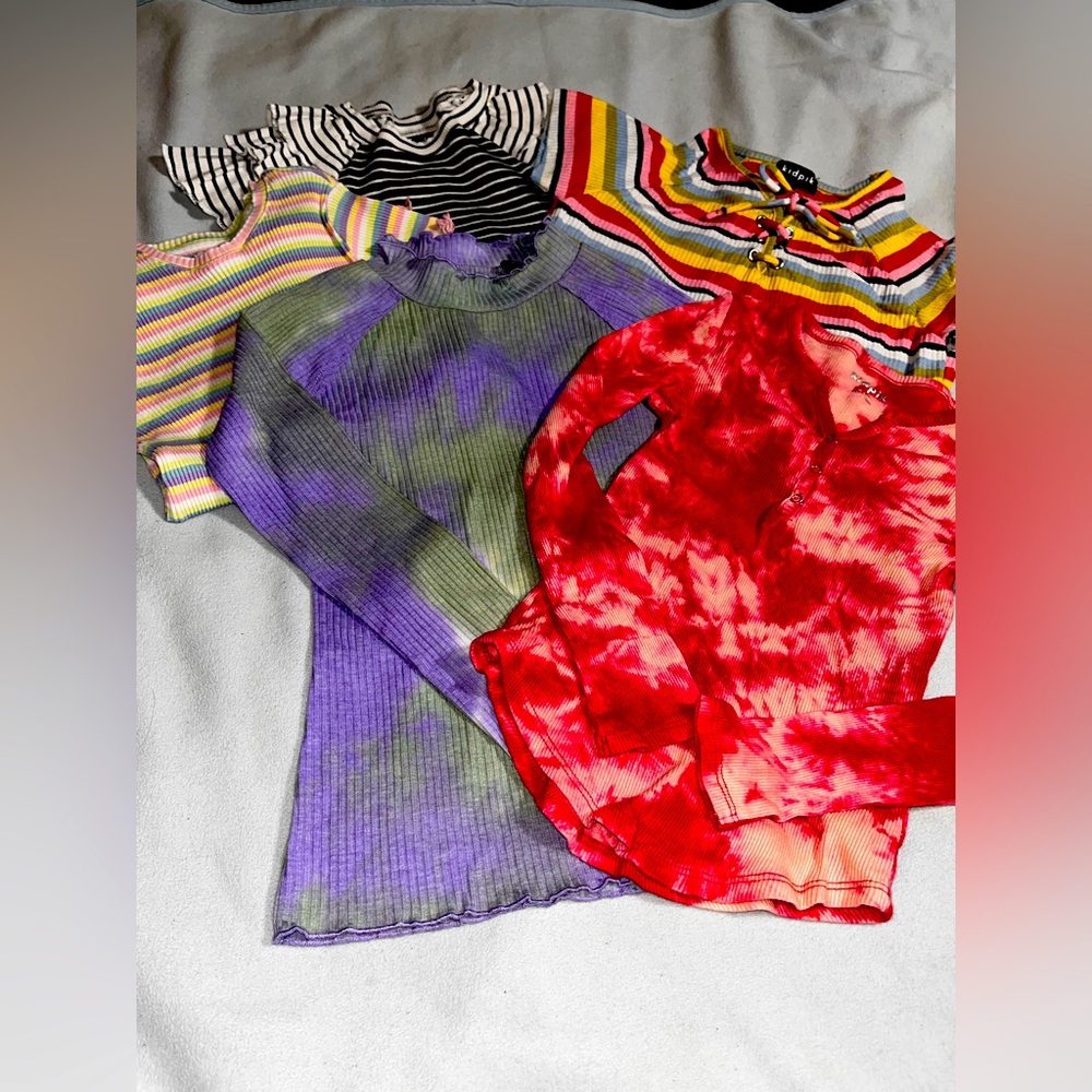 Lot of 5 girls shirts
